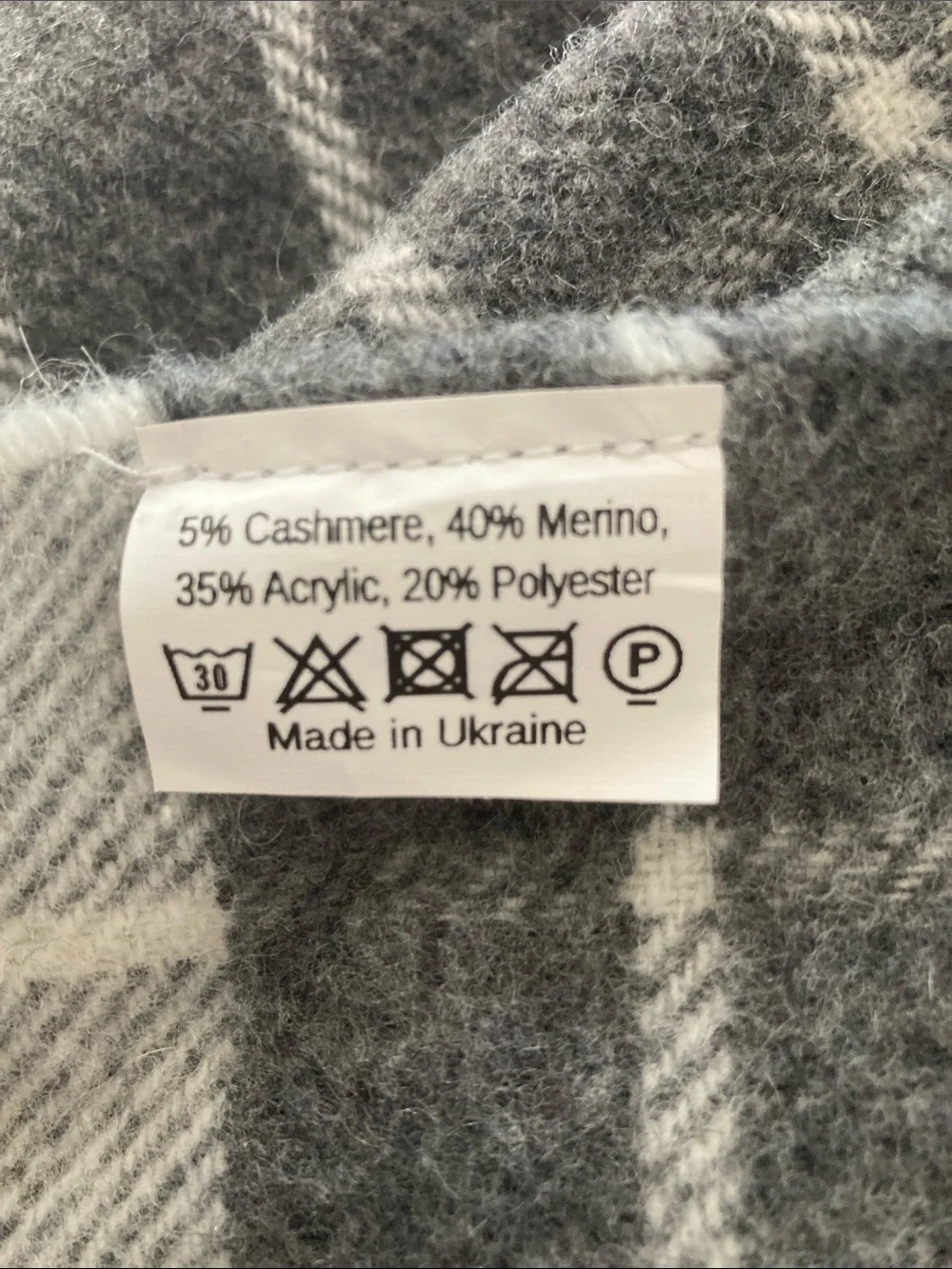 Cozy Wool Blend Gray Plaid Fringe Scarf Wrap - Women's Winter Accessory